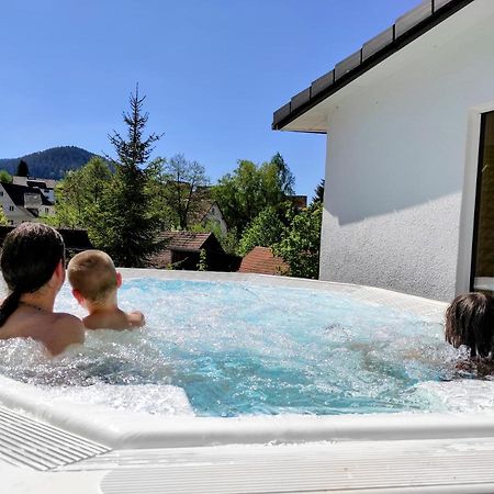 Wellness Hotel Garni Krone Baiersbronn Bagian luar foto