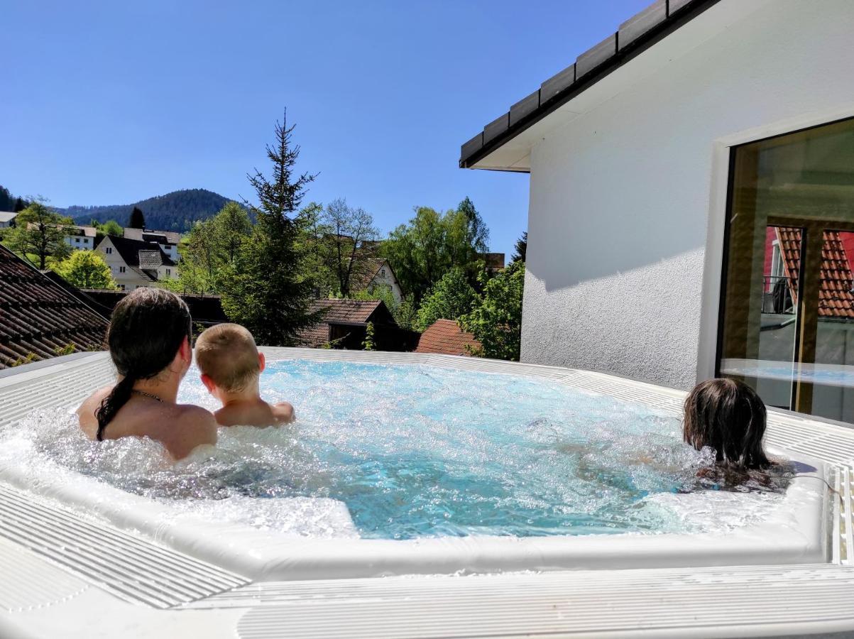 Wellness Hotel Garni Krone Baiersbronn Bagian luar foto