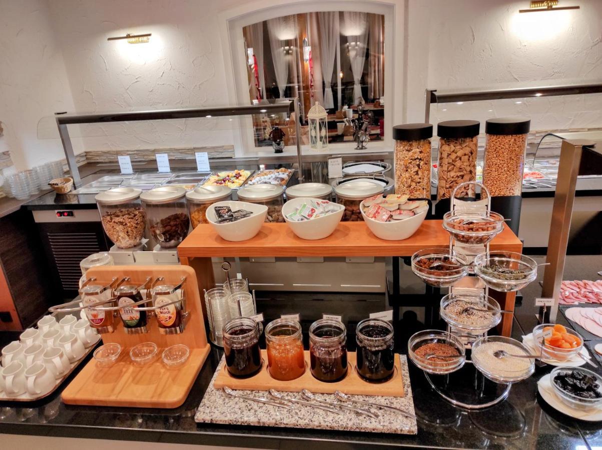 Wellness Hotel Garni Krone Baiersbronn Bagian luar foto