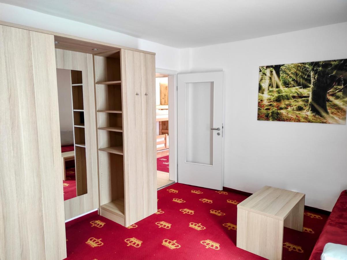 Wellness Hotel Garni Krone Baiersbronn Bagian luar foto
