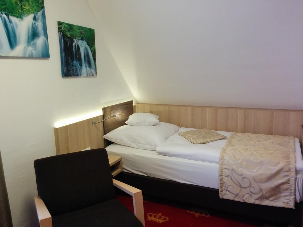 Wellness Hotel Garni Krone Baiersbronn Bagian luar foto