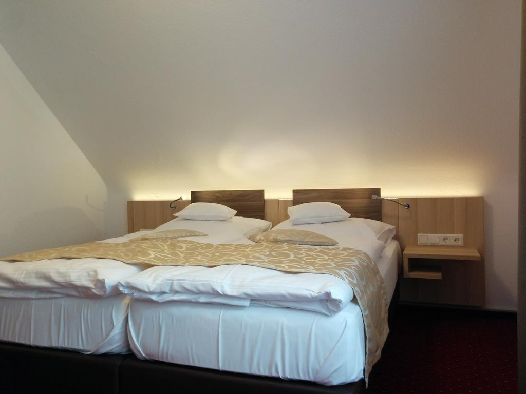 Wellness Hotel Garni Krone Baiersbronn Bagian luar foto